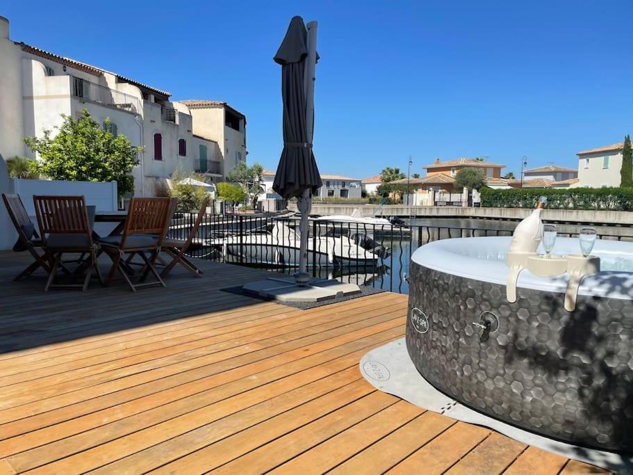 Marina 120M²/8 Pers/ Terrasse 100M²/ Appontement Aigues-Mortes Exterior photo